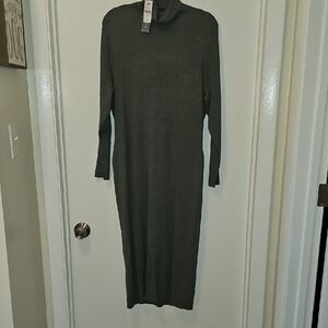 Elegant Gray Turtleneck Dress